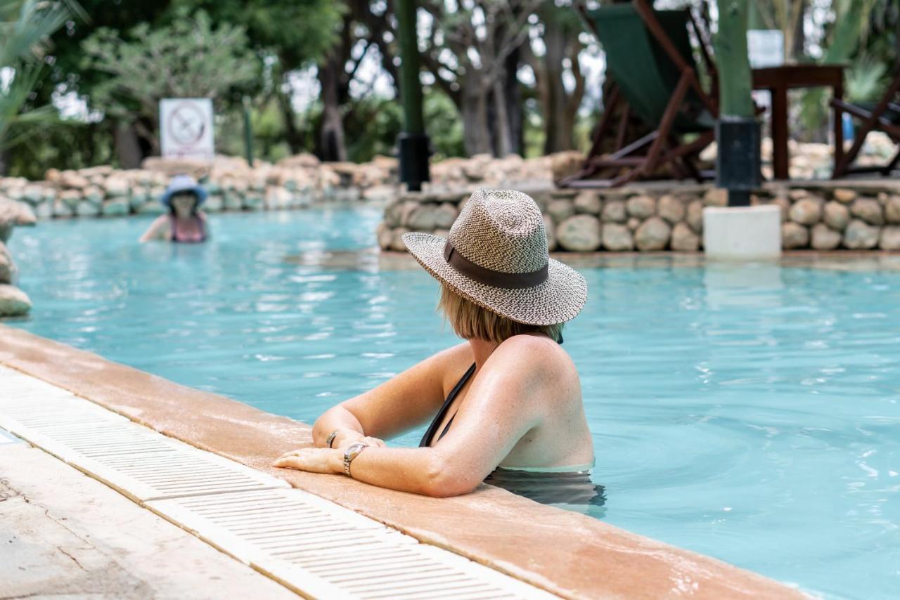 Sarova Shaba Game Lodge Archers Post Esterno foto