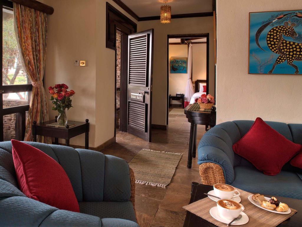 Sarova Shaba Game Lodge Archers Post Esterno foto