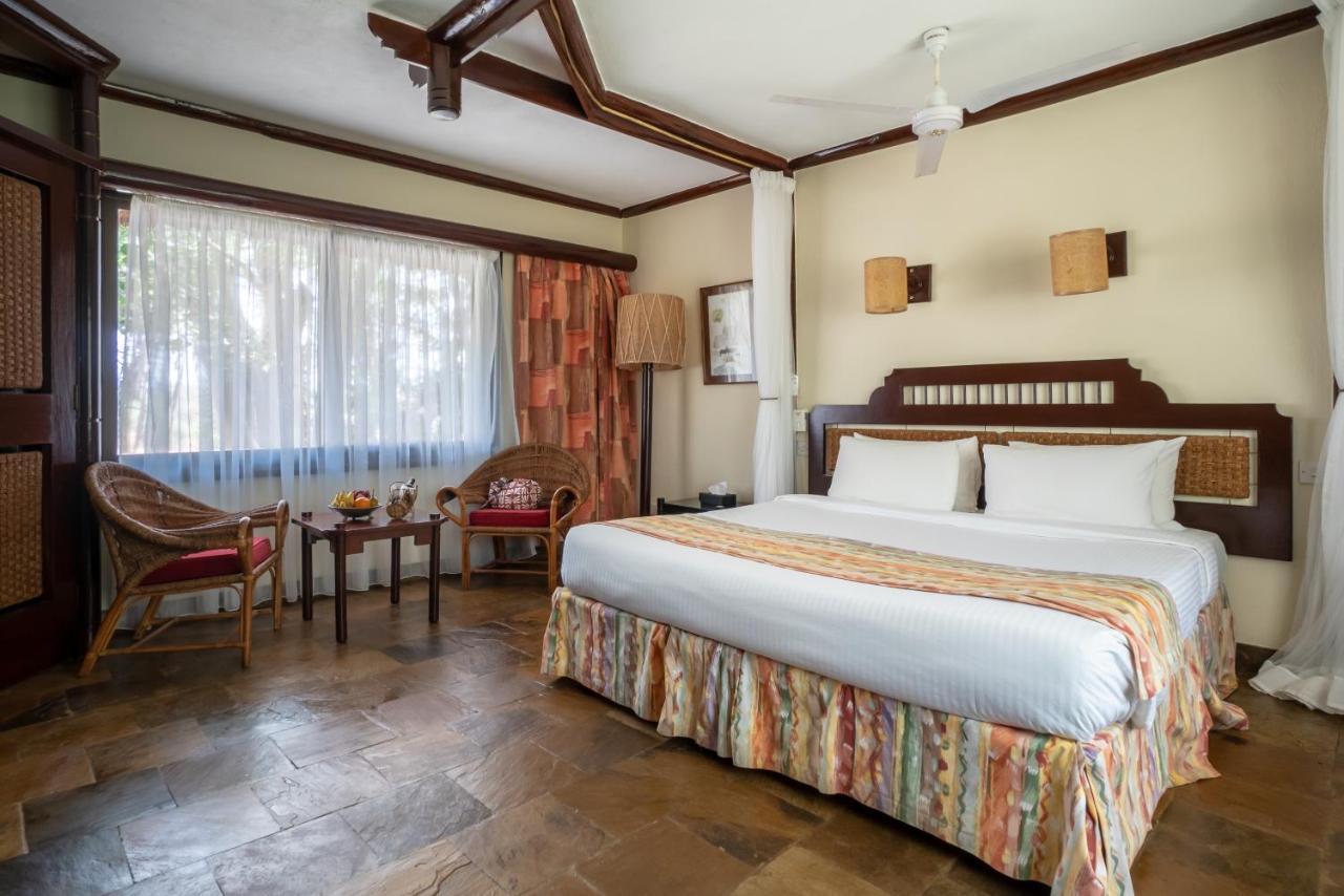 Sarova Shaba Game Lodge Archers Post Esterno foto